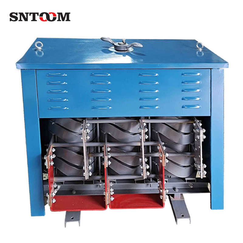 ¿Puede un transformador ir a varios paneles?